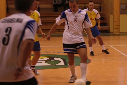 Deszcz pokonał piłkarzy - zdjęcia