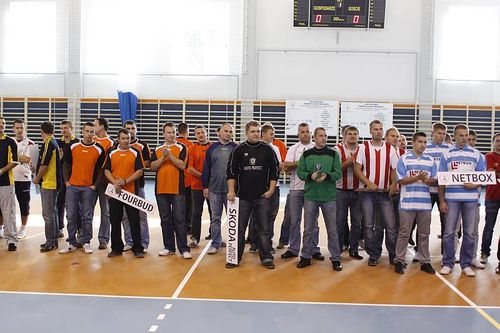 Ruszyła Powiatowa Liga Halowa - galeria