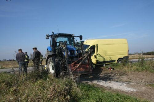 Jeden skręcał, drugi wyprzedzał - zdjęcia