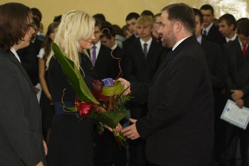 Dziękowali nauczycielom -  galeria