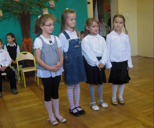 Pasowanie z angielskim akcentem - zdjęcia