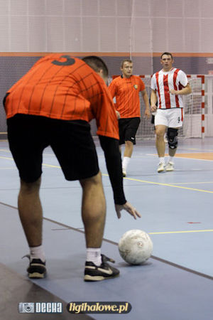 Grad bramek i sporo emocji - zdjęcia