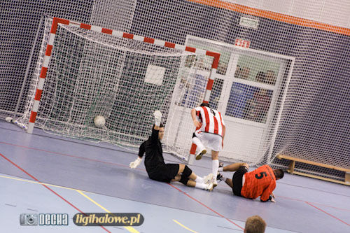 Grad bramek i sporo emocji - zdjęcia