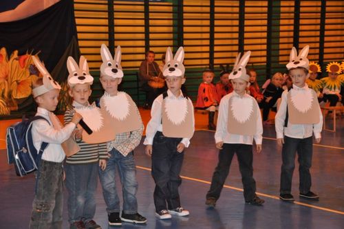 Pierwszaki złożyły ślubowanie- galeria