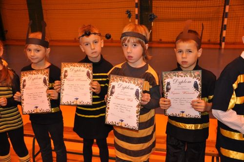 Pierwszaki złożyły ślubowanie- galeria