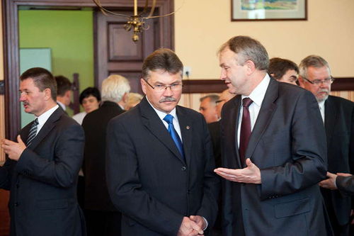 Patriotyczny prezent od Lewicy - zdjęcia