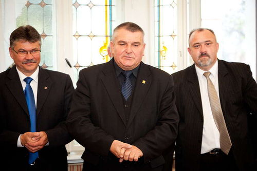 Patriotyczny prezent od Lewicy - zdjęcia