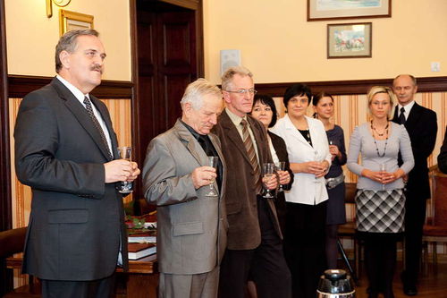 Patriotyczny prezent od Lewicy - zdjęcia