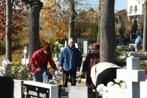 W przeddzień Wszystkich Świętych - fotorelacja