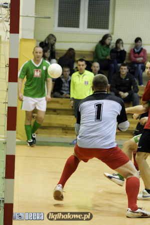 Mało bramek, sporo emocji - zdjęcia