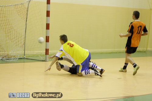 Mało bramek, sporo emocji - zdjęcia