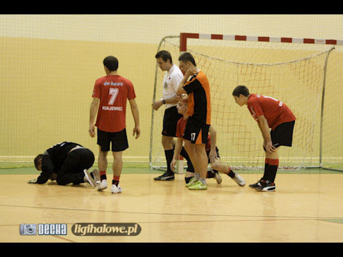 Rekord żółtych kartek - galeria