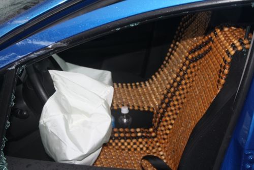 Niegroźna kolizja zakorkowała miasto - zdjęcia