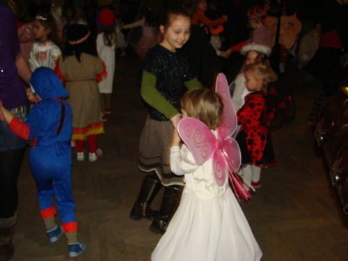 Bal Przebierańców w Hutniku (galeria)