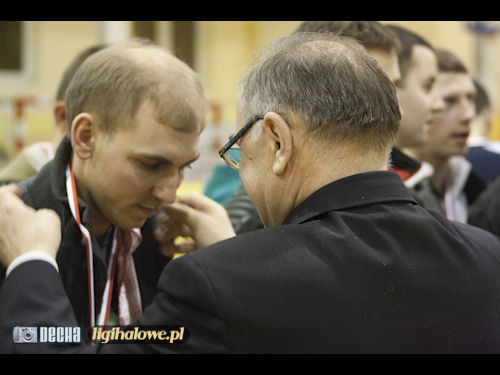 Na zakończenie ligi, lider pokazał klasę - galeria