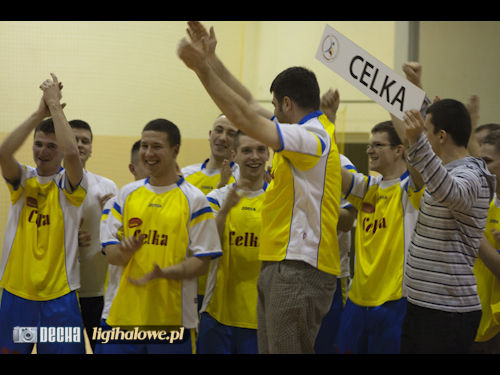 Na zakończenie ligi, lider pokazał klasę - galeria