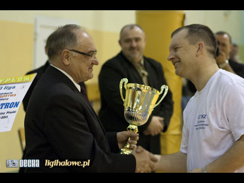 Na zakończenie ligi, lider pokazał klasę - galeria