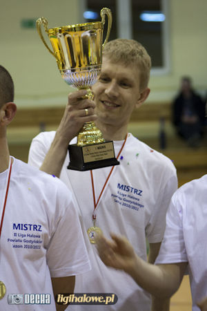 Na zakończenie ligi, lider pokazał klasę - galeria