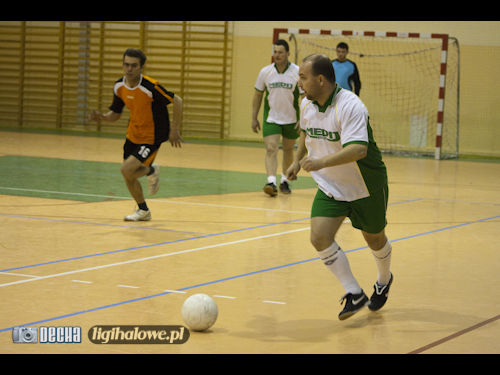 Na zakończenie ligi, lider pokazał klasę - galeria