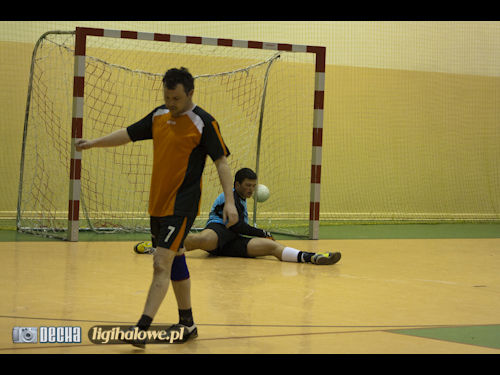 Na zakończenie ligi, lider pokazał klasę - galeria