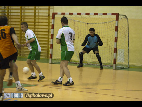 Na zakończenie ligi, lider pokazał klasę - galeria