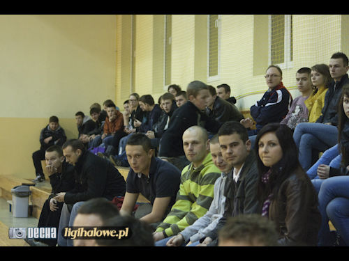 Na zakończenie ligi, lider pokazał klasę - galeria