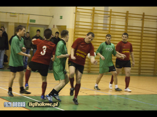 Na zakończenie ligi, lider pokazał klasę - galeria