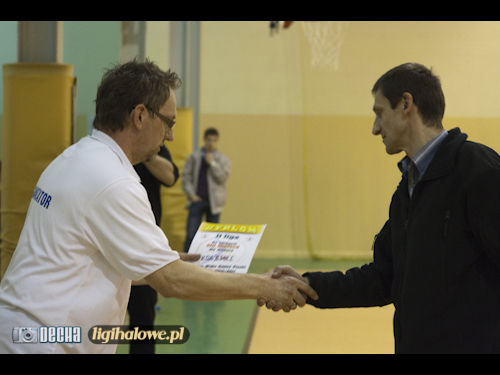 Na zakończenie ligi, lider pokazał klasę - galeria