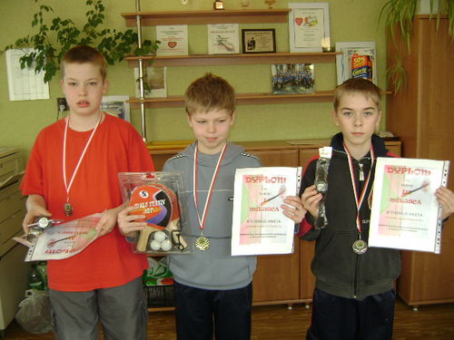 Basen, tenis i dart