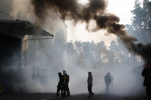 Strażackie ćwiczenia w hucie szkła -  galeria