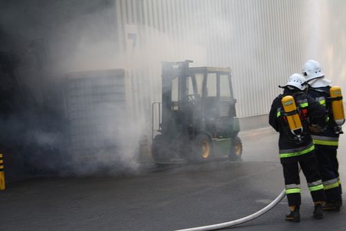 Strażackie ćwiczenia w hucie szkła -  galeria