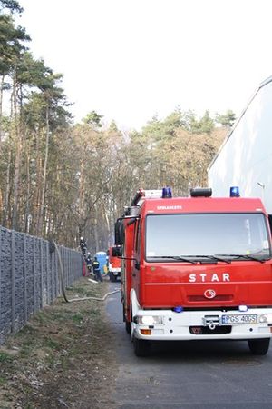 Strażackie ćwiczenia w hucie szkła -  galeria