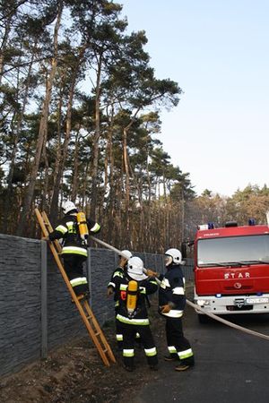 Strażackie ćwiczenia w hucie szkła -  galeria