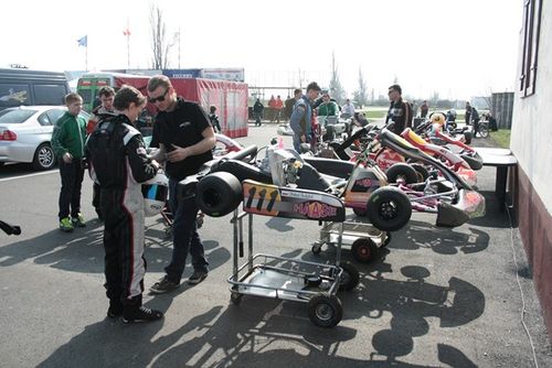 Młodzi kierowcy rozpoczęli sezon - galeria