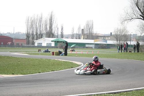 Młodzi kierowcy rozpoczęli sezon - galeria