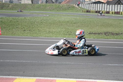 Młodzi kierowcy rozpoczęli sezon - galeria