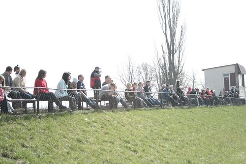 Młodzi kierowcy rozpoczęli sezon - galeria