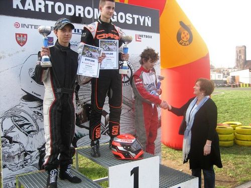 Młodzi kierowcy rozpoczęli sezon - galeria