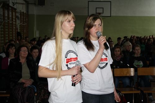 Cel uświęca środki - zdjęcia