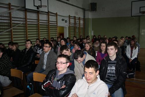 Cel uświęca środki - zdjęcia