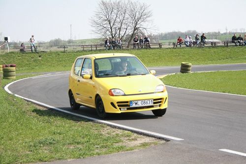 Jeżdżąc bez karoserii - zdjęcia