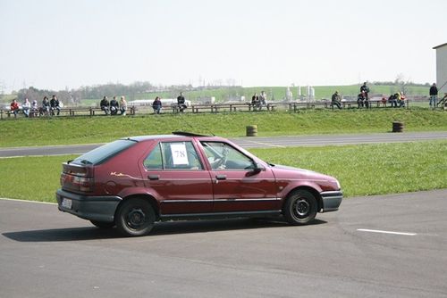 Jeżdżąc bez karoserii - zdjęcia