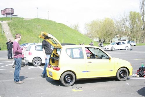 Jeżdżąc bez karoserii - zdjęcia