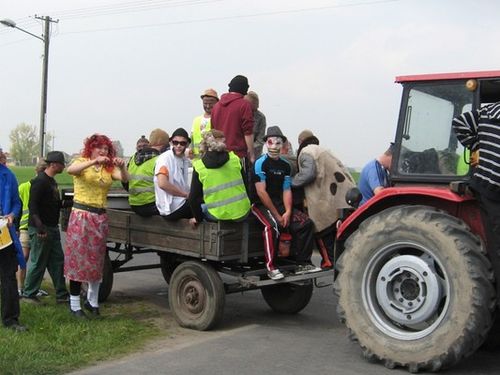 Tradycyjne lanie wody - zdjęcia