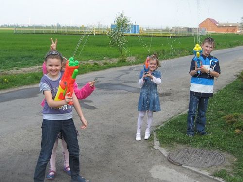 Tradycyjne lanie wody - zdjęcia