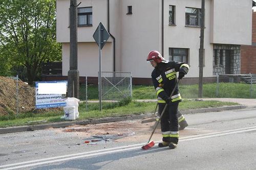 TIR uderzył w TIR-a - zdjęcia