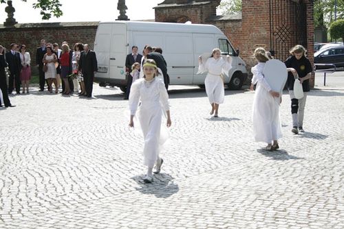 Błogosławiony wśród aniołów - galeria