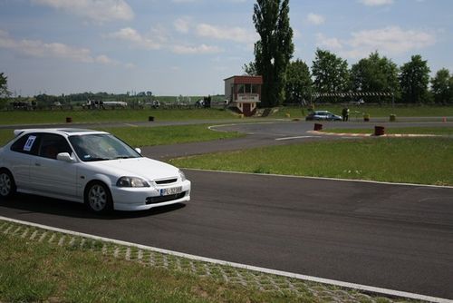 Ścigali się na kartodromie - galeria