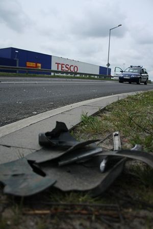 Kolizja na skrzyżowaniu - zdjęcia