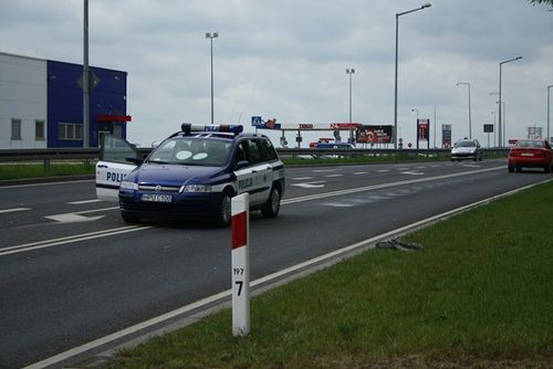 Kolizja na skrzyżowaniu - zdjęcia